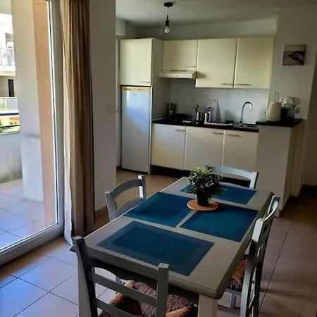 T3 Proche Bus Et Tram * Angers